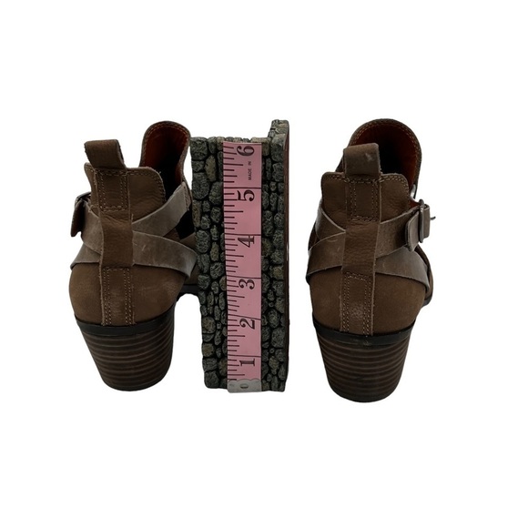 Lucky Brand Brown Suede Peep Toe Block Heel Ankle Boots Size 6 Women's - Picture 8 of 9